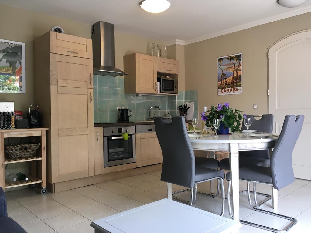 Appartement Dans Residence - Le Domaine De Camiole كاليان المظهر الخارجي الصورة
